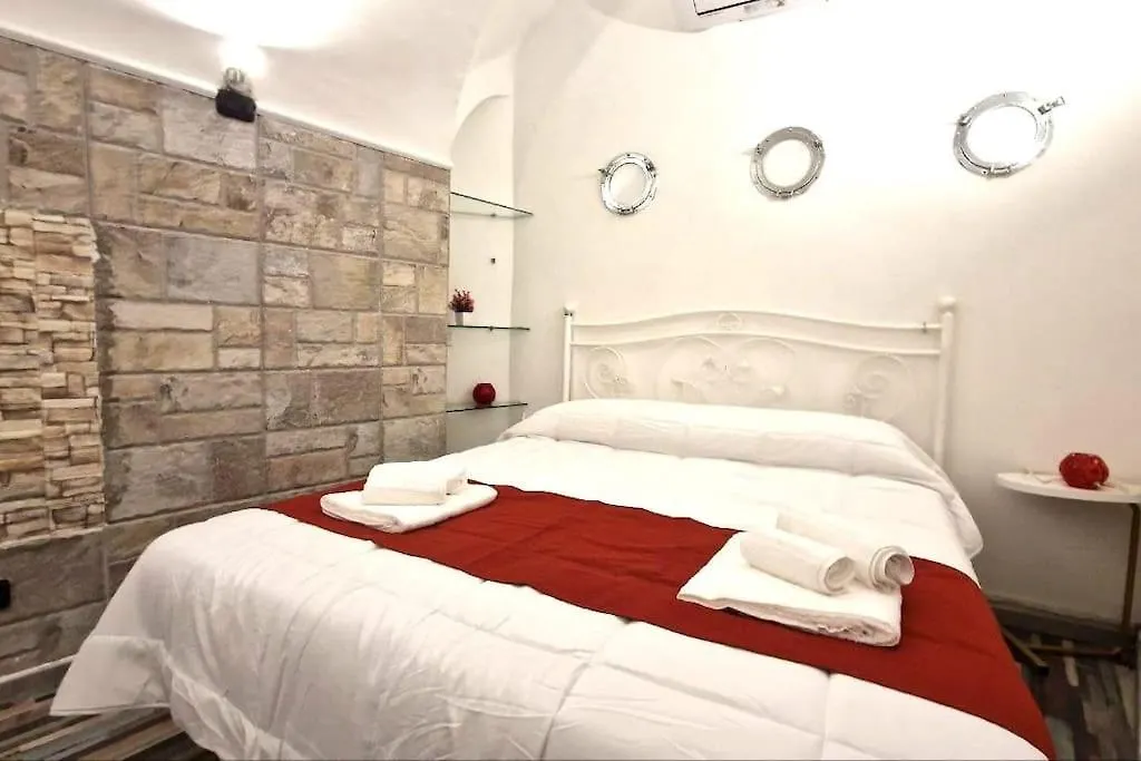 Sea Front - Welcoming Room In Mergellina Νάπολη